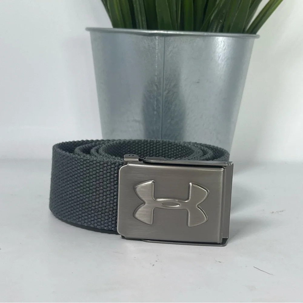 Under Armour Youth Golf Belt Gray with‎ Silver Buckle Adjustable No Holes